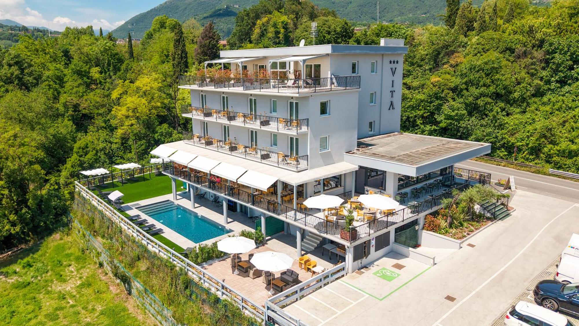 Hotel Vita Salò Esterno foto